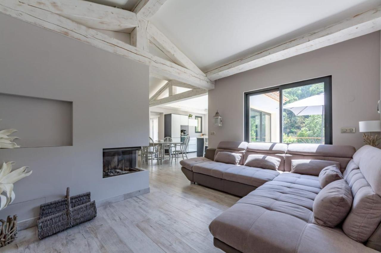 Villa Les Trois J Гримо Екстер'єр фото