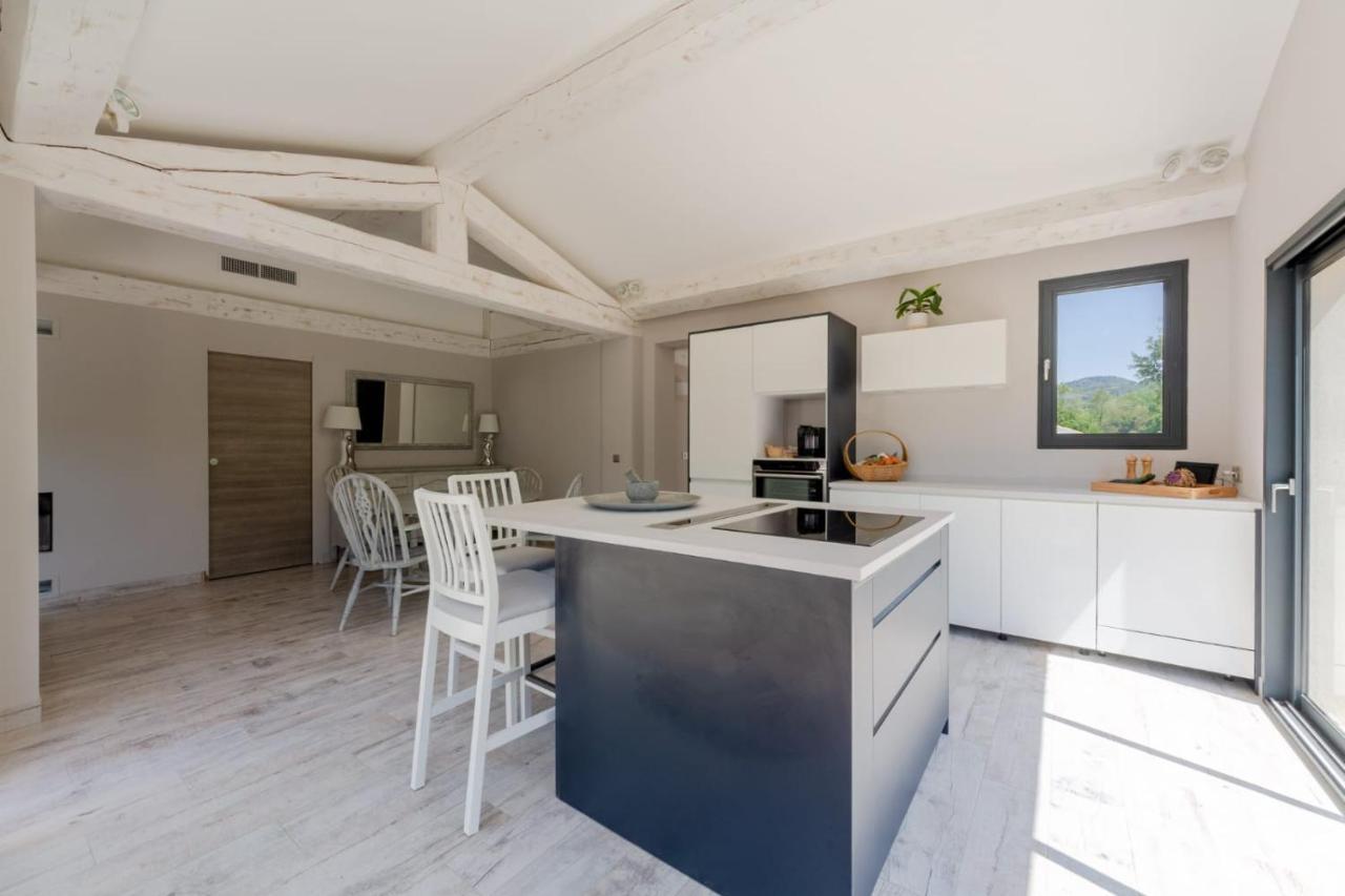 Villa Les Trois J Гримо Екстер'єр фото